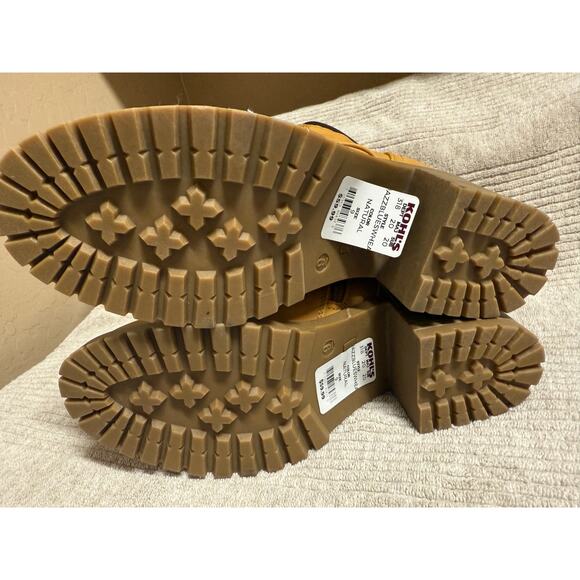 NWT Kohls SO Lace up Combat heeled boots Size 9 - Picture 7 of 7